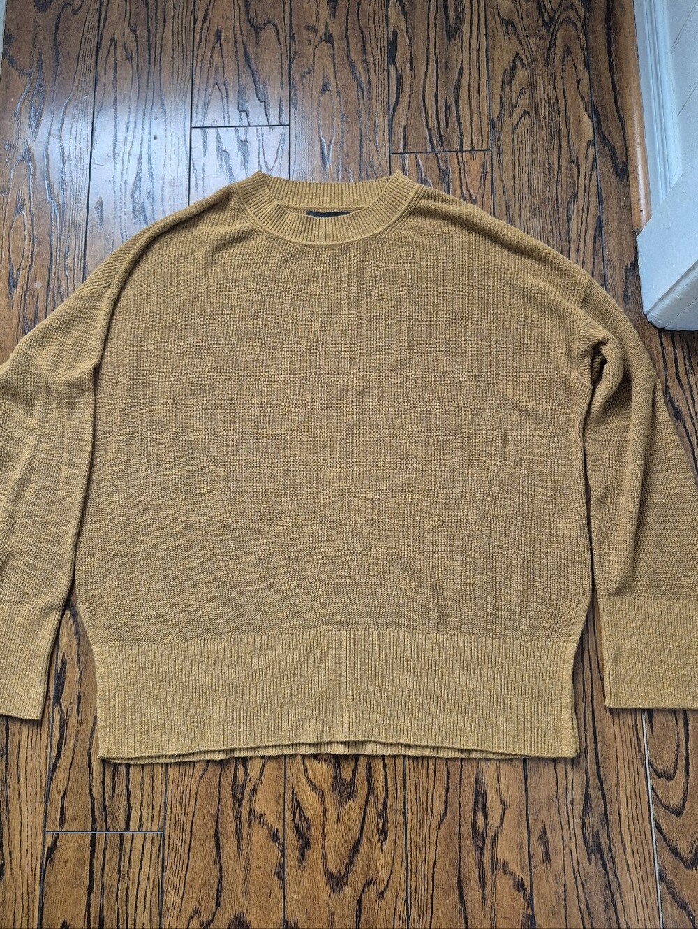 Banana Republic Sweater Large ( L ) - Yellow Knit - Longsleeve Shirt Top